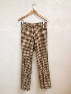 Checkered Pants, Brown And Green, Brown Shades, How To Stretch Boots, Brown Top, Green Man, Check Pattern, Top Stitching