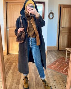 Clothe Styles, 30s Style, Dark Academia Fashion, Academia Fashion, Fits Inspo, Mode Casual, Looks Street Style, Granola Girl, Fashion Baby