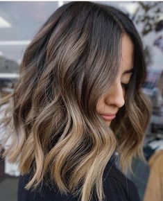 Hair Inspired, Brown Ombre Hair, Hacks Beauty, Coloring Images, Fashion Hairstyles, Lob Haircut, Hair Color Ideas For Brunettes