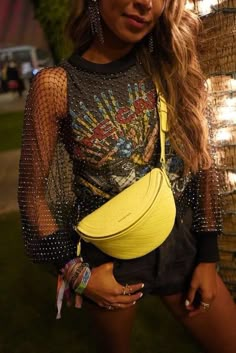 Revolve Festival Outfits, Lovers And Friends Festival Outfits, Look Festival Verano, Street Festival Outfit, Look Da Festival, Fall Festival Outfit, Revolve Festival, Concert Outfit Rock