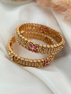 Antique Matte gold finish kada with screw opening. Amazing detailing.  comes in  ( set of 2) Style tip- Pair it with any beautiful traditional outfits  and flaunt with Unique style of collection from us. Perfect match for Festival and Traditional wear.  Take Care Tips-  Kee away from perfume, Hair spray and. Moisture.  Store in dry place , Ziplock bag or Airtight box.    Clean with dry cloth.  Jewellery is the last thing you should wear and first thing you should remove.  ----------------------- Jewellery South Indian, Gold Kangan, Cloth Jewellery, Gold Bangles For Women, Gold Chain Design, Ziplock Bag, Bollywood Style, Gold Bangles Design, Hair Spray