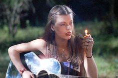 Mundo Hippie, Hippie Aesthetic, 70s Aesthetic, 70s Vibes, Estilo Hippie, Hippie Life, Dazed And Confused, Milla Jovovich, Hippie Vibes