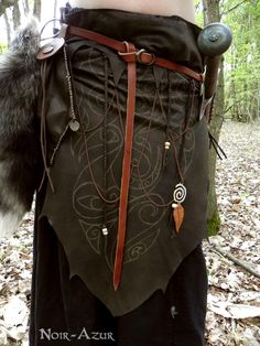 Strega Fashion, Art Motivation, Armor Clothing, Ren Fair, Medieval Costume, Fantasy Aesthetic, Urban Fantasy