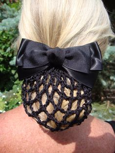 Black Satin Grosgrain Bow Snood Net Hair Barrette Dressage Bun Cover Equestrian Hair Bow Hair Accessory Classic Women's Fashion Accessory by fooshfarm on Etsy https://www.etsy.com/listing/235799869/black-satin-grosgrain-bow-snood-net-hair Crochet Snood, Preppy Accessories, Bow Barrette, Mode Crochet, Crochet Hair Accessories, Hair Nets, Hair Net, Bow Hair Accessories, Ribbon Hair Bows