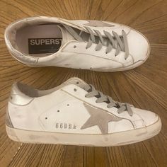 Great Pre-Worn Condition! These Have Only Been Worn A Few Times And Still Have Great Structure/Support And Have Only Very Minimal Signs Of Wear. Shoes Golden Goose, Goose Shoes, Golden Goose Shoes, Super Star, Golden Goose, Womens Shoes Sneakers, Shoes Sneakers, Color White, Women Shoes