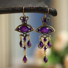 Item Type: EarringsGender : FemaleMaterial: MetalStyle: Casual, Ethnic, RetroShape/Pattern: Flower, ButterflyApplicable Occasions: Party, Engagement Anniversary, Holiday Gift, Travel. Alloy Earrings, Flower Butterfly, Pattern Flower, Engagement Anniversary, Metal Style, Shape Pattern, Red Purple, Shape Patterns, Gender Female