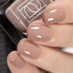 Nail Polish Simple Ideas, Gel Nails For Pale Hands, New Glitter Nails, Opaque Shimmer Nails, Taupe Shimmer Nails, Fall Bridesmaid Nail Ideas, Nail Champagne Color, Taupe Wedding Nails, Tan Gel Nails Design