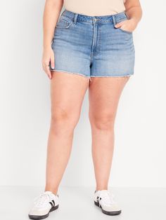 button front belt loops zip fly front scoop pockets back patch pockets cut-off hem sits at belly button snug hip and thigh 3" inseam models are approx.  5'9" and wear sizes s (4), l (12) and xl (18) Plus Size 20, Cut Off Jeans, Back Patch, Belly Button, Cut Off, Toddler Boys, Jean Shorts, Old Navy, High Waisted