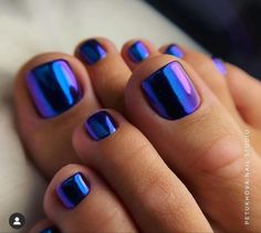 Gel Toe Nails, Toe Nail Color, Pretty Toe Nails, Muster Tattoos, Square Nail Designs, Cute Toe Nails, Pedicure Designs, Short Square Nails, Purple Nail