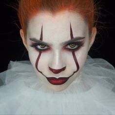 Abby Roberts on Instagram: “🎈YOU’LL FLOAT TOO🎈 Glam girl pennywise - here’s the mini tutorial! Full tutorial of this #halloweenmakeup is up on my YouTube! Link in my…” Pennywise Halloween Costume, Lethal Cosmetics, Unique Halloween Makeup, Makeup Clown, Meme Costume, Abby Roberts, Halloween Make-up Looks