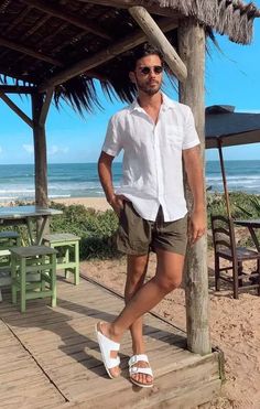 Linen Love White linen shirt, brown shorts & Birkenstocks = Easy, breezy vacay style Men’s Cancun Outfits, Casual Men Outfits Summer, Hawaii Shirt Outfits Men, Jesse Aesthetic, Mens Summer Outfits Casual, Boyfriends Outfits, Beach Date Outfit, Mens Vacation Outfits, Cancun Outfits