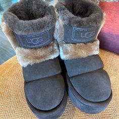 Ugg New Ugg Classic Chillapeak Size 7 Women’s Authentic Brand New Perfect Ugg Chillapeak, Ugg Purse, Shoes Ugg, Ugg Classic, Womens Uggs, Ugg Shoes, Ugg Boots, New Color, Bootie Boots