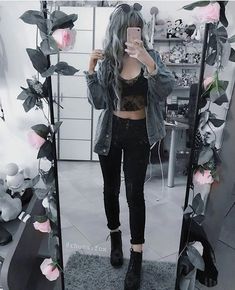 Goth Capsule Wardrobe, Edgy Club Outfits, Chic Outfits Edgy, Random Clothes, E Girl Aesthetic, Goth Gf, Drip Drip, Oc Stuff, Tokyo Street Fashion