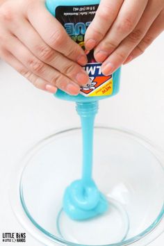 Glow In The Dark Glue Crafts, Glow In The Dark Slime Recipe, Glow In The Dark Slime Recipe Easy, Elmer’s Slime Recipe, Slime With Elmers Glue, Glow In Dark Slime, Colored Elmers Glue, Slime Recipe Glue Contact Solution, Elmer’s Glue Slime Recipe