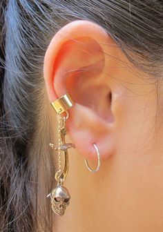 Skull Ear Cuff Bronze Skull And Scimitar Ear Cuff Chain Ear Cuff Dangle Ear Cuff Sword Earring Pirat