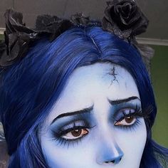 liv on Instagram: "happy halloween 🦋🖤  i did my annual corpse bride makeup and filmed a full tutorial for youtube (link in bio)  . . . #makeup #happyhalloween #corpsebride #cosplay #costume #halloween2023 #mua #timburton #spooky #spookyseason #halloweenmakeup" Corps Bride Makeup Halloween, Plus Size Corpse Bride Costume, Corpse Halloween Costume, Halloween Makeup Cosplay, Corpse Bride Makeup Look, Cool Makeup Halloween Costumes, Corpse Bride Aesthetic Outfits, Halloween Makeup Corpse Bride, Corps Bride Costumes