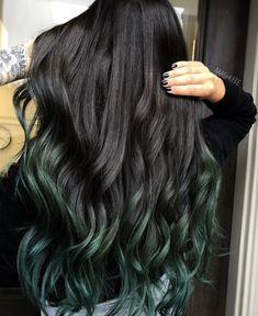 Color In Dark Brown Hair, Black And Green Hair, Black Hair Tips, Hair Color Ideas For Black Hair, Color Ideas For Black Hair, Ideas For Black Hair, Dark Green Hair, Green Hair Dye, Creative Hair Color