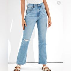 Basically Brand New - Worn One Time Just Don’t Fit Anymore! Size 00 Jeans American Eagle, American Eagle Jeans, Jeans Color, American Eagle Outfitters Jeans, Size 00, Just Don, One Time, Colored Jeans, Flare Jeans