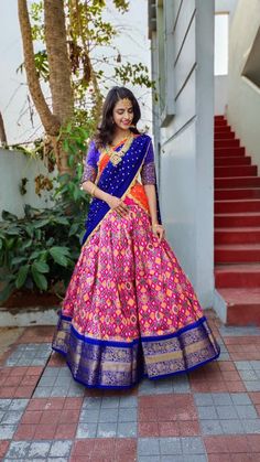 Pochampally Blouse Designs Work, Half Saree Designs Simple, Silk Lehangas, Silk Lehengas, Mother Daughter Dresses Matching, Blouse Designs Catalogue, Bridal Sarees South Indian