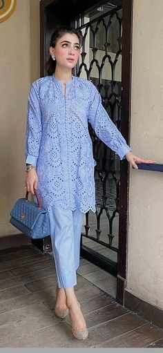 Summer Kurta Design For Women, Chikenkari Dress Ideas Pakistani, Chikan Dress Design, Chikenkari Dress Ideas, Hakoba Kurta Designs, Chicken Dress, Chikankari Kurta, Trendy Shirt Designs, Pakistani Fashion Casual