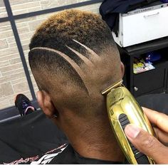 Saw this on @babyliss4barbers Go check em Out Check Out @RogThaBarber100x for 57 Ways to Build a Strong Barber Clientele! #nycbarber #barberconnection #newyorkbarber #girlbarber #brasilbarbers #barbercon #barbersalute #realbarbers #Barbershopconnectuk #barberlive #nybarber #nationalbarberassociation #DMVBarbers #GTABarbers #dcbarber #barberdts #ladybarbers #beautifulbarbers #arizonabarber #barbersconnect #barbersupplies #oldschoolbarber #OurBarberUK #vabarber #travelingbarber #azbarber #barber Old School Barber, Cool Mens Haircuts, Black Men Hairstyles, Stylish Haircuts, Corte De Cabelo Masculino, Mens Cuts