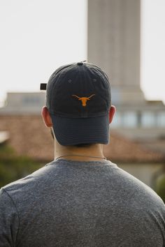 Cap Photoshoot Ideas Men, Cap Photoshoot Ideas, Cap Photoshoot, Cap Outfit Men, Profile Photography, Outdoor Portrait Photography, Beard Styles Short, Dope Hats, Cap Outfit