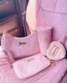 Juicy Couture Aesthetic, Couture Aesthetic, Chav Outfits, Juicy Couture Baby, Follow Me Instagram, Pretty Pink Princess, Juicy Couture Purse, Purse Essentials, Happy Nails