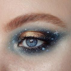 Starry Costume, Kristen Leanne, Watercolor Wings, Make Up Designs, Blue Smokey Eye, Galaxy Makeup, Youtube Makeup, Starry Eyed