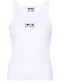 white stretch-design fine ribbed logo patch to the front scoop neck sleeveless straight hem White Crew Neck Tank Top With Ribbed Neckline, White Tank Top With Ribbed Crew Neck, Summer Cotton Tops With Logo Patch, White Sleeveless Tank Top With Ribbed Neckline, Casual Logo Print Tank Top For Spring, Casual Tank Top With Logo Print For Spring, Casual Spring Tank Top With Logo Print, Casual White Tank Top With Ribbed Neckline, White Tank Top With Ribbed Neckline