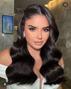 Easy summer hairstyles for long hair by Dvir Tvik - Melody Jacob Party Hairstyles Medium, Sleek Prom Hair, Straight Wedding Hair, Summer Hairstyles For Long Hair, Formal Hairstyles For Long Hair, Evening Hairstyles, Layered Haircuts For Medium Hair, Bridesmaid Hair Makeup, Long Hair Wedding Styles