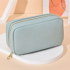 Brand Name: PURDOREDMain Material: PUOrigin: CN(Origin)Item Width: 7cmStyle: FashionMaterial Composition: PU leatherPattern Type: SolidClosure Type: zipperModel Number: F85006Item Height: 12cmItem Length: 20Item Type: Cosmetic CasesShape: BoxItem Weight: 120gitem name: women makeup bagmaterial: pu leathercolor: 5 colorssize: 20*12*7 cmpackage: 1 pc Leopard Makeup, Kawaii Bag, Leather Cosmetic Bag, Make Up Organiser, Women Makeup, Beauty Case, Pink Zebra, Blue Makeup, Makeup Pouch