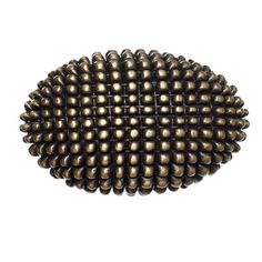 an image of a metal object that looks like balls on a white background with clippings