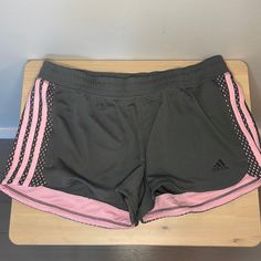 New Adidas Mesh Athletic Shorts Pink Size M Nwt Does Not Have The Built In Underwear Bundle With This Item To Save On Shipping Adidas Shorts Women, Adidas Casual, Adidas Three Stripes, Black Athletic Shorts, Adidas Pink, Camo Shorts, Adidas Shorts, Adidas Running, Adidas Sportswear