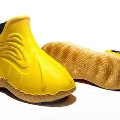 The Yellow Duck Boot Was Co-Created By Nle Choppa And Fctry Lab Founder & Former Yeezy Innovation Head Omar Bailey. Fctry Lab’s Duck Boot Takes A Familiar Shoe Concept And Turns It On Its Head, Creating A Dynamic And Unique Silhouette Making A Bold Statement In Footwear Fashion. Sizing: - The Duck Boot Is A Unisex Silhouette In Men’s Sizes. - For Men's Half Sizes, Please Select The Next Full Size Up. - For Women's Sizing, Please Reference Chart For Conversions. - You May Insert Insoles If Necess Shoe Concept, Nle Choppa, Footwear Fashion, Duck Boot, Reference Chart, Yellow Duck, Seasons Of The Year, The Duck, Duck Boots