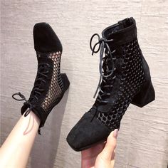 Material: SuedeSize: CN34, CN35, CN36, CN37, CN38, CN39, CN40, CN41, CN42Color: Black, BeigeHeight High: 5CMStyle: Summer, FashionPattern Type: Suede, Square Toe, Cutout, Strap, Chunky Heel, Calf BootsOccasion: Casual, Party, SummerPackage Contents: 1* Shoes, without Accessories. Hip Clothes, Ankle Bones, Calf Boots, Fashion Pattern, Casual Party, Chunky Heel, Pet Hair, Chunky Heels, Wedge Boot