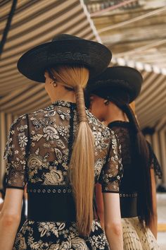 Dior Cruise 2019 Dior Cruise, בר מצווה, My Fair Lady, Grunge Hair, Ponytail Hairstyles