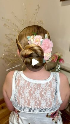 Jenna McDaniel- Girl’s Hairstyles on Instagram: "We had a some requests for an easy updo! This is one of our favorite simple updos. All you need is 10 minutes, 4 rubber bands, a couple bobby pins, a topsy tail to hide the ends, a rat tail comb for parting & smoothing the flyaways, and your favorite accessory. Everything we used is linked in our Amazon storefront, including the flower clips!✨" Girls Updos For Wedding, Braids Videos, Wedding Hairstyles For Girls, Simple Updos, Kids Hairstyles For Wedding, Couple Instagram, Topsy Tail, Girls Updo, Olive Hair