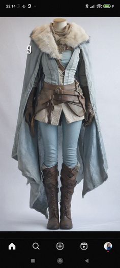 Noble Aesthetic Outfit, Winter Elven Outfit, Feminine Fantasy Outfits, Dune Style Clothing, Adventure Outfits Women, Tiefling Outfits, Cold Fantasy Clothes, Explorer Costume Woman, Mideavel Aesthetic Outfits