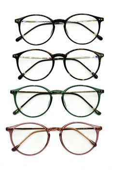 Americana is a classic unisex style that brings to mind a weekend in the summer house. These blue blocking optical quality frames are perfect for - Painting the golden sunrise on your porch while sipping earl gray tea. Your fashionable house coat keeps your toasty warm in the cool morning air. You're inspired by the classical music coming from your antique radio truth, you just woke up and it's almost noon and your staring at your facebook page while you wait for the slow as dial up coffee maker to brew your cup. Your new iphone may have 5g but it's your ZOOMes that will protect your eyes from the harmful blue light.  Americana comes in four color Black, Tortoise shell, Emerald, and Amethyst. All ZOOMe glasses come with a cleaning cloth and soft drawstring case. Weight40 g Dimensions52 × 1 Earl Gray Tea, Golden Sunrise, Clear Lens Glasses, House Coat, Antique Radio, Staring At You, Glasses For Men, Grey Tea, Earl Grey Tea