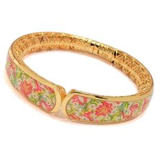 Make a beautiful statement on your wrist with this "Flora Carta" hinged bangle bracelet from Toscana Italiana. It showcases a lovely printed paper and enamel design that is sure to be admired. The piece is expertly crafted in your choice of 18K yellow gold plating or platinum plating over bronze. Measuring 6.5", it's easy to place on and take off thanks to the convenient hinge. It's a perfect finishing touch to any ensemble, whether you're going casual or dressing up. It's destined to be a favor Spring Wedding Bangle Bracelets, Spring Formal Bangle Jewelry, Elegant Spring Gift Bangle, Elegant Multicolor Bracelets For Spring, Mens Gold Jewelry, Italian Jewelry, Fame Dr, Jewelry Lookbook, Coin Jewelry