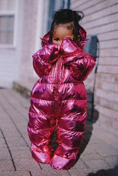 Snowing Outside, Mommy Daughter Outfits, Baby Snow, It's Snowing, Baby In Snow, Mommy Daughter