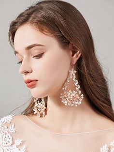 Elevate your style with these Exquisite Design Imitation Pearl Rhinestone Handmade Earrings. The perfect combination of classic elegance and modern sophistication, they are perfect for dressing up any outfit. Whether you're attending a formal event, a party, or just a night out on the town, these earrings are sure to make a statement. Handmade with the utmost care and attention to detail, they are a true work of art. Don't miss out on the chance to add these stunning earrings to your collection. Floor Length Lace Dress, Wedding Affordable, Wedding Indoor, Plus Size Evening Gown, Sparkly Prom Dresses, Eve Dresses, New Years Eve Dresses, Ever Pretty, Evening Dresses Plus Size