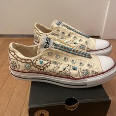 One Of The Most Unique Embroidered And Beaded Converse Shoes I’ve Ever Seen. I’ve Only Worn The Shoes About 3 Times, But Unfortunately They Are A Size Too Big. There Is Elastic, So No Shoe Laces Are Needed. There Are A Few Blue Beads That Have Fallen Off, But I Will Provide A Couple In A Baggie If You Want To Try To Put Them Back In And It’s Not Very Noticeable. There Is Minor Scuffing, But Overall In Great Shape! Size 7, Women’s 8.5-9. #Embroideredshoes #Chucktaylor #Sneakerhead #Goldengoose #Converse Beaded Converse, Converse Chunky, Shoes Unique, Embroidered Shoes, Womens Converse, Blue Beads, Converse Shoes, Sneaker Head, Chuck Taylors