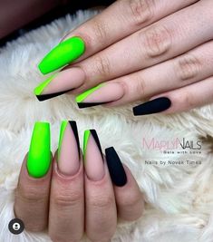 Black And Lime Green Nails Acrylic, Short Neon Nails, Neon Acrylic Nails, Green Acrylic Nails, Nagel Tips, Green Nail