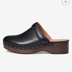 Madewell ‘The Cecily’ Clog In Oiled Black Leather Mules Size - Us8.5 Color - Black Leather - Oiled Leather Accent- Metal Studded Trim Get All-Day Comfort By Wearing The Madewell The Cecily Clog In Oiled Leather. Leather Upper. Leather Lining And Insole. Slip-On Style Closure. Round Toe Silhouette. Synthetic Outsole. Imported. Measurements: Heel Height: 1 34 In Weight: 1 Lb 1 Oz Platform Height: 1 In These Were Display Shoes. Please See Pictures And Video For Details! Please Contact If You Have A Black Clogs With Leather Footbed For Work, Classic Black Clogs With Flat Heel, Classic Black Flat Heel Clogs, Black Clogs With Wooden Heel For Work, Black Workwear Clogs With Wooden Heel, Black Leather Footbed Clogs, Classic Black Clogs With Reinforced Heel, Chic Black Leather Clogs, Classic Black Clogs With Stacked Heel