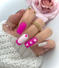 Nexgen Nails, Flamingo Nails, Chic Nail Art, Heart Nail Designs, Acrylic Toe Nails, Squoval Nails, Spring Nail Designs