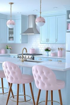 Cotton Candy Interior Design, Pastel Kitchen Design, Navy Blue And Pink Kitchen, Light Blue Kitchen Decor, Pink And Blue Home Decor, Light Pink Kitchen Cabinets, Pastel Blue Pink Aesthetic, Powder Blue Kitchen Cabinets, Powder Blue Cabinets