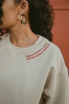 This one has a special place in my heart! We're only putting out good vibes from here on out! Sand colored sweatshirt Vibras Bonitas saying embroidered in a rust colored thread Unisex Fit (size chart in last image) Colorful Sweatshirt, Shirt Design Inspiration, Tee Shirt Designs, Embroidered Sweatshirt, Embroidered Sweatshirts, Sweatshirt Designs, Apparel Design, Hoodie Design, Chic Style