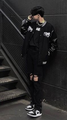 Bad Boy Outfits, Boy Outfits Aesthetic, Japanese Street Fashion Men, Bad Boy Style, Men Stylish Dress, Tomboy Outfits