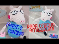 crocheted stuffed animal with glasses on it's head and name in spanish